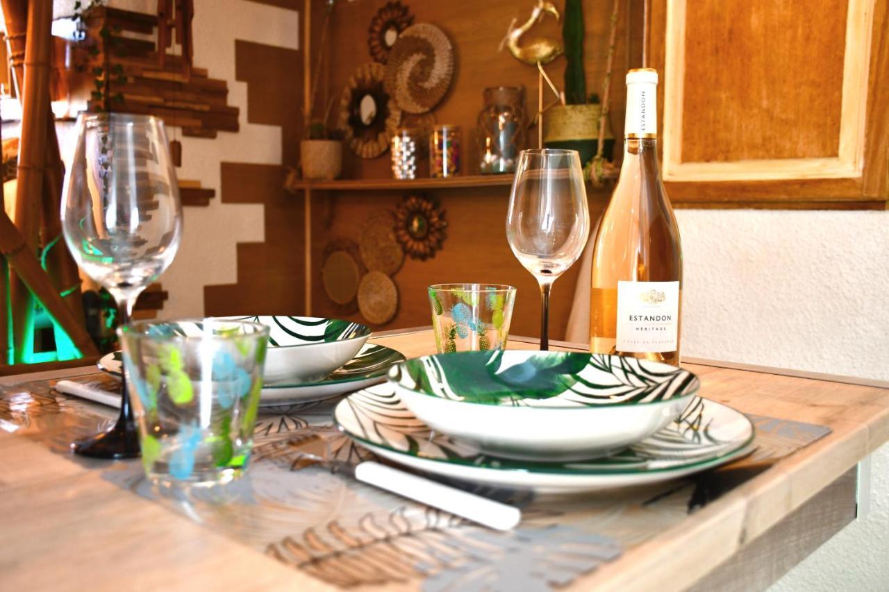 La Cahute H24,Cosy,Port,Plage,Wifi,Netflix La Seyne-sur-Mer Esterno foto