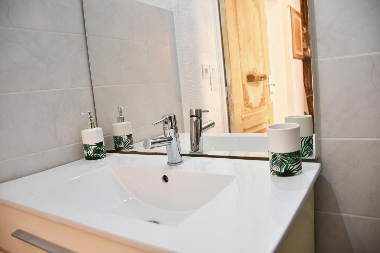 La Cahute H24,Cosy,Port,Plage,Wifi,Netflix La Seyne-sur-Mer Esterno foto